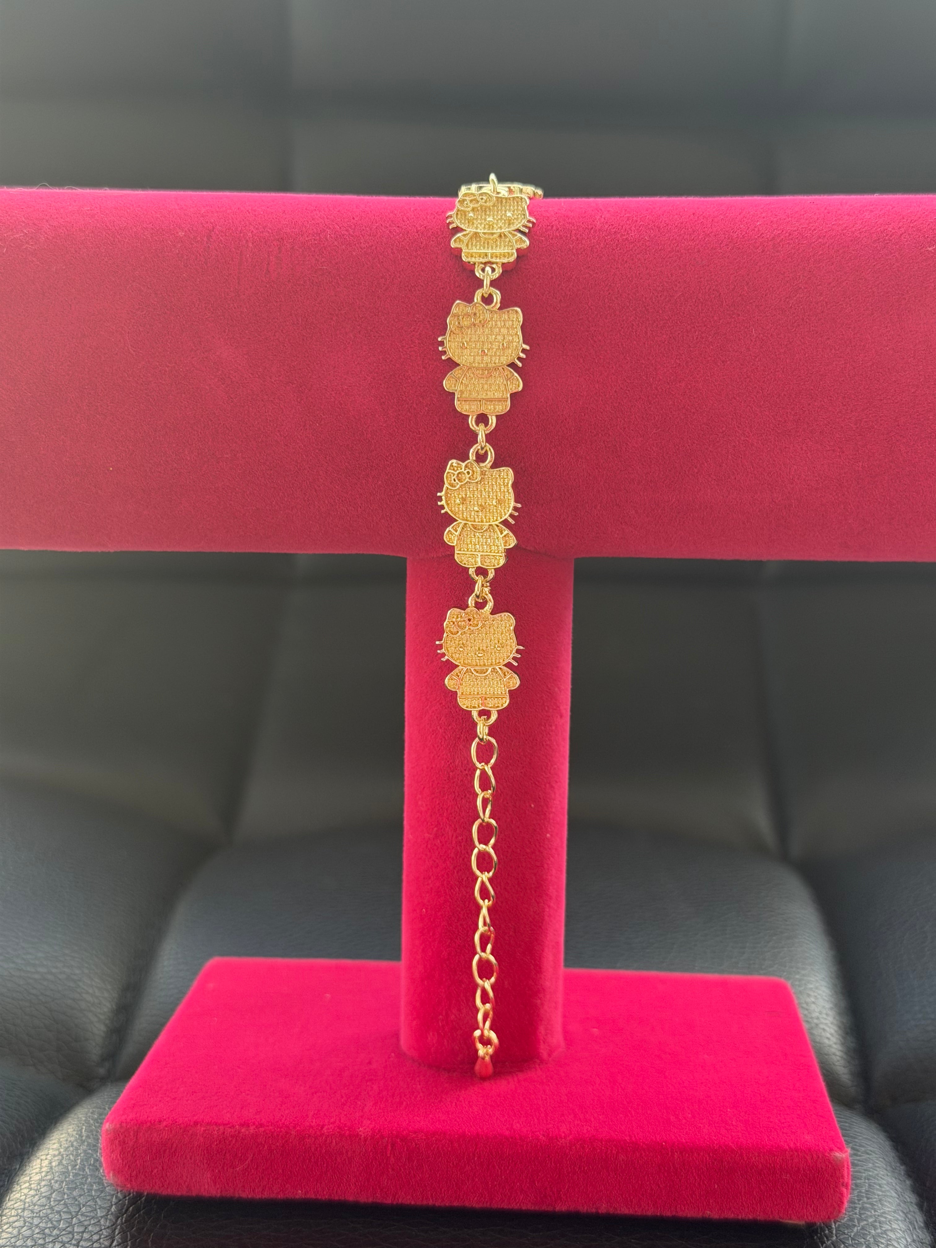 🎀 Hello Kitty Charm Link Bracelet