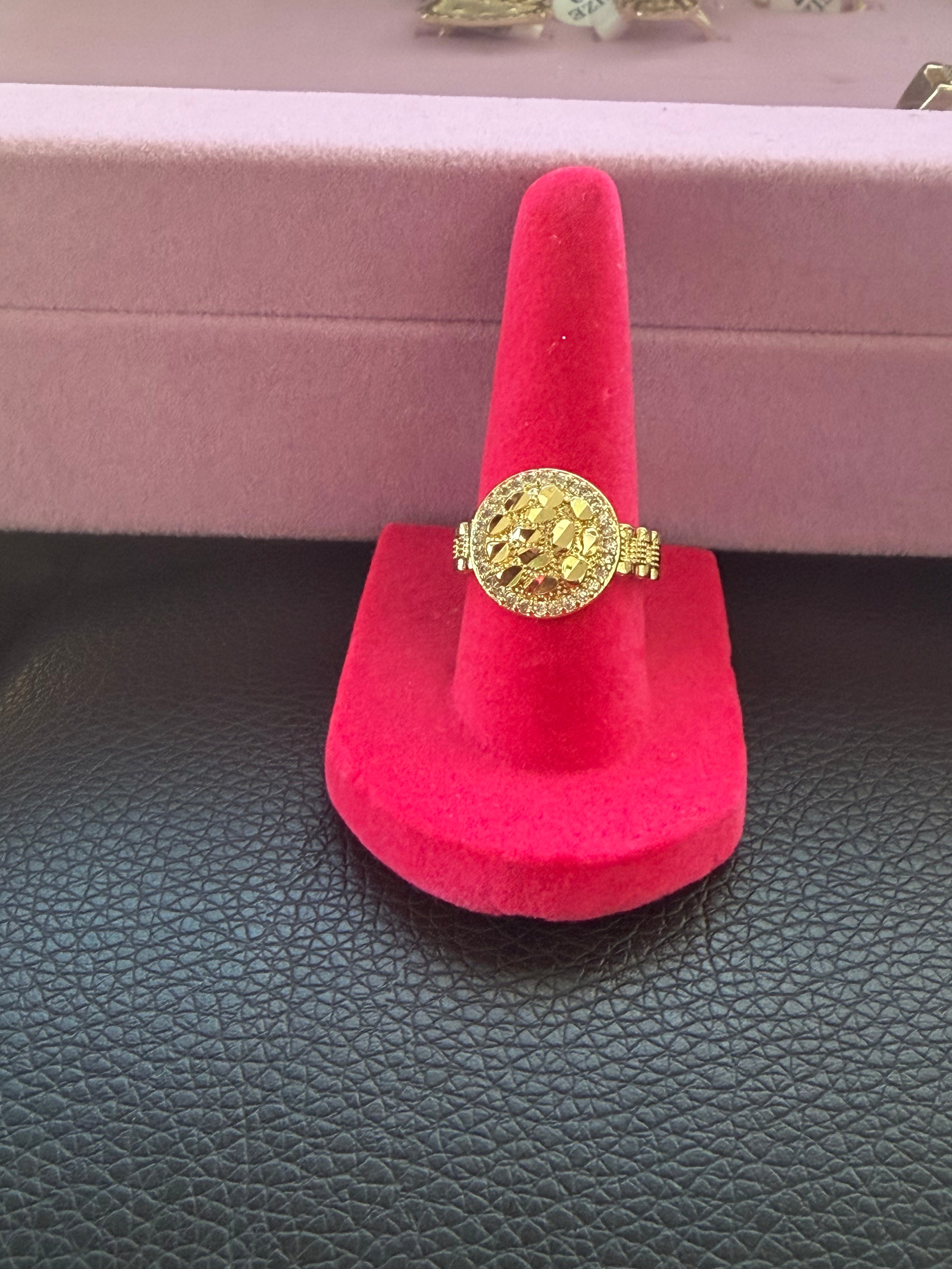 ✨ Circle Nugget Statement Ring