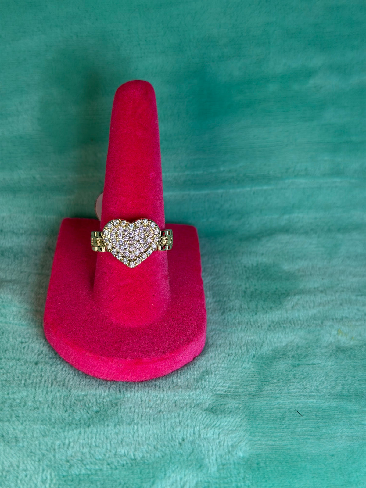 heart Ring (white)